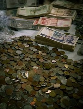 liên hệ V9bet